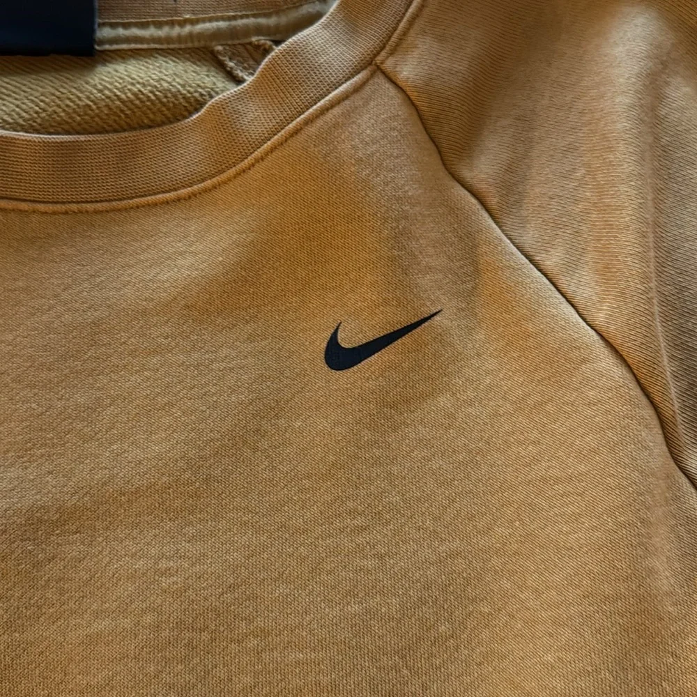 Nike Women's Crewneck Sweatshirt in Mustard